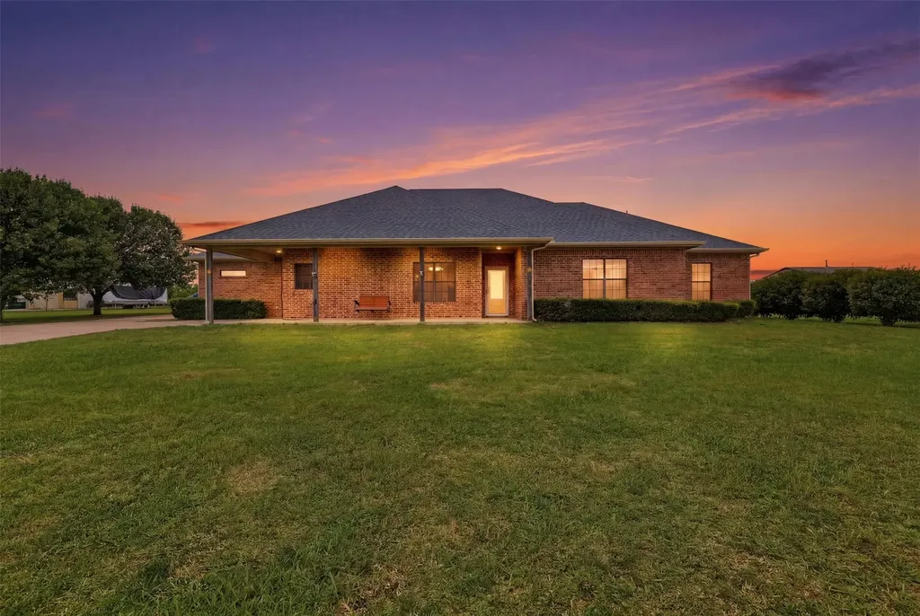 3999 Fm 67 Itasca TX 76055