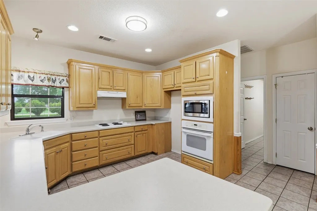 3999 Fm 67 Itasca TX 76055