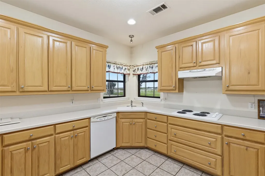 3999 Fm 67 Itasca TX 76055