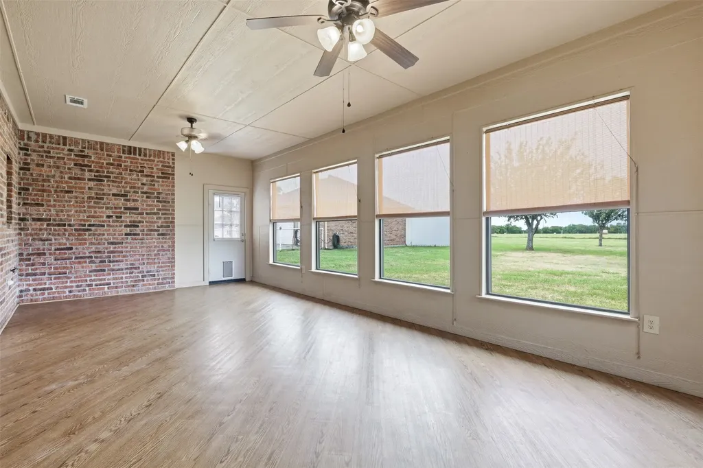 3999 Fm 67 Itasca TX 76055