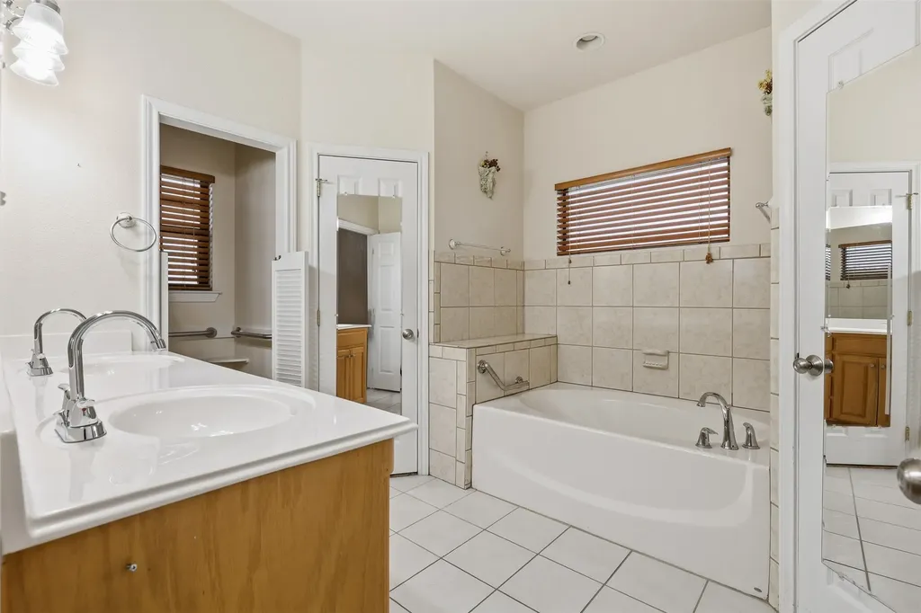 3999 Fm 67 Itasca TX 76055