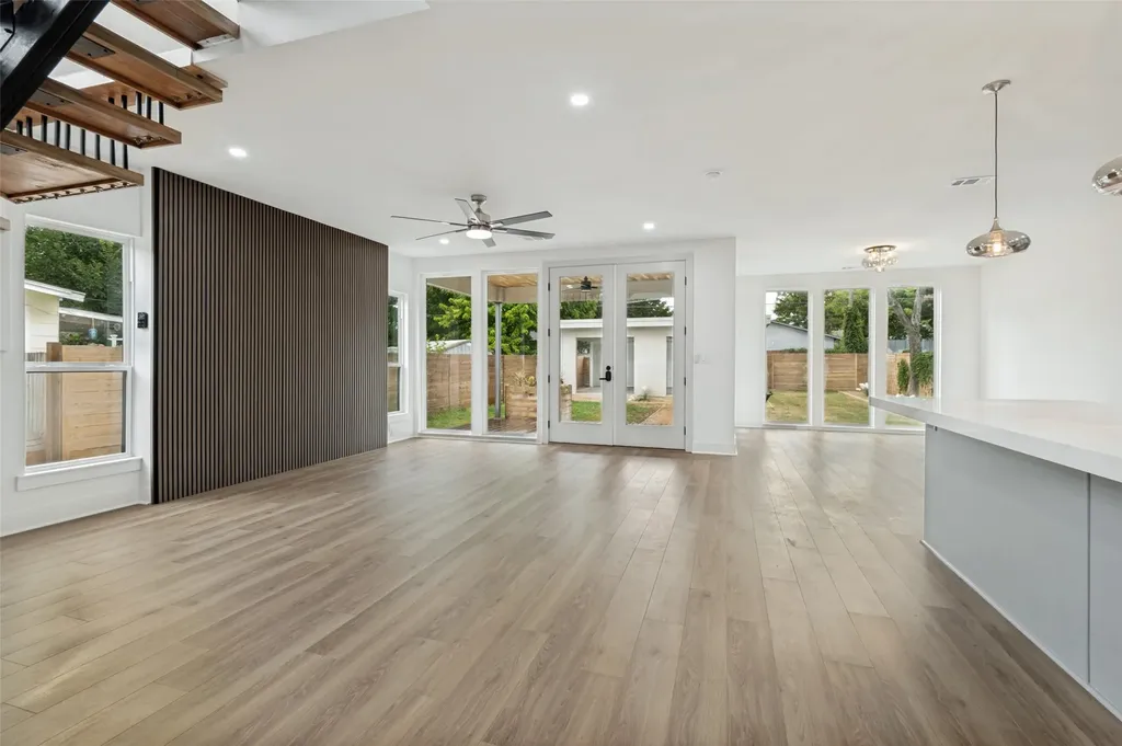 514 S Marlborough Avenue Dallas TX 75208