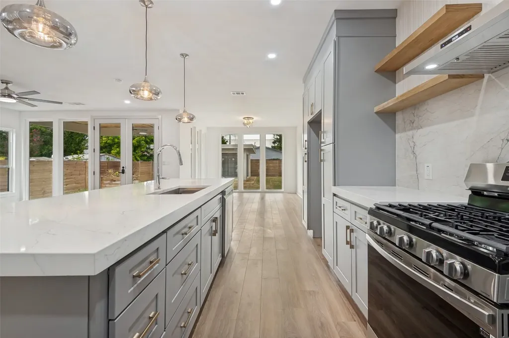 514 S Marlborough Avenue Dallas TX 75208