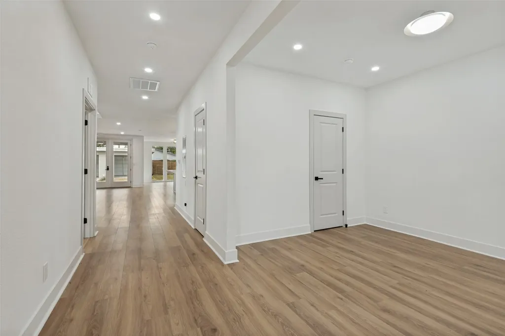 514 S Marlborough Avenue Dallas TX 75208