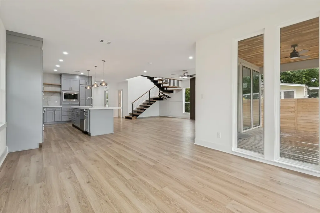 514 S Marlborough Avenue Dallas TX 75208