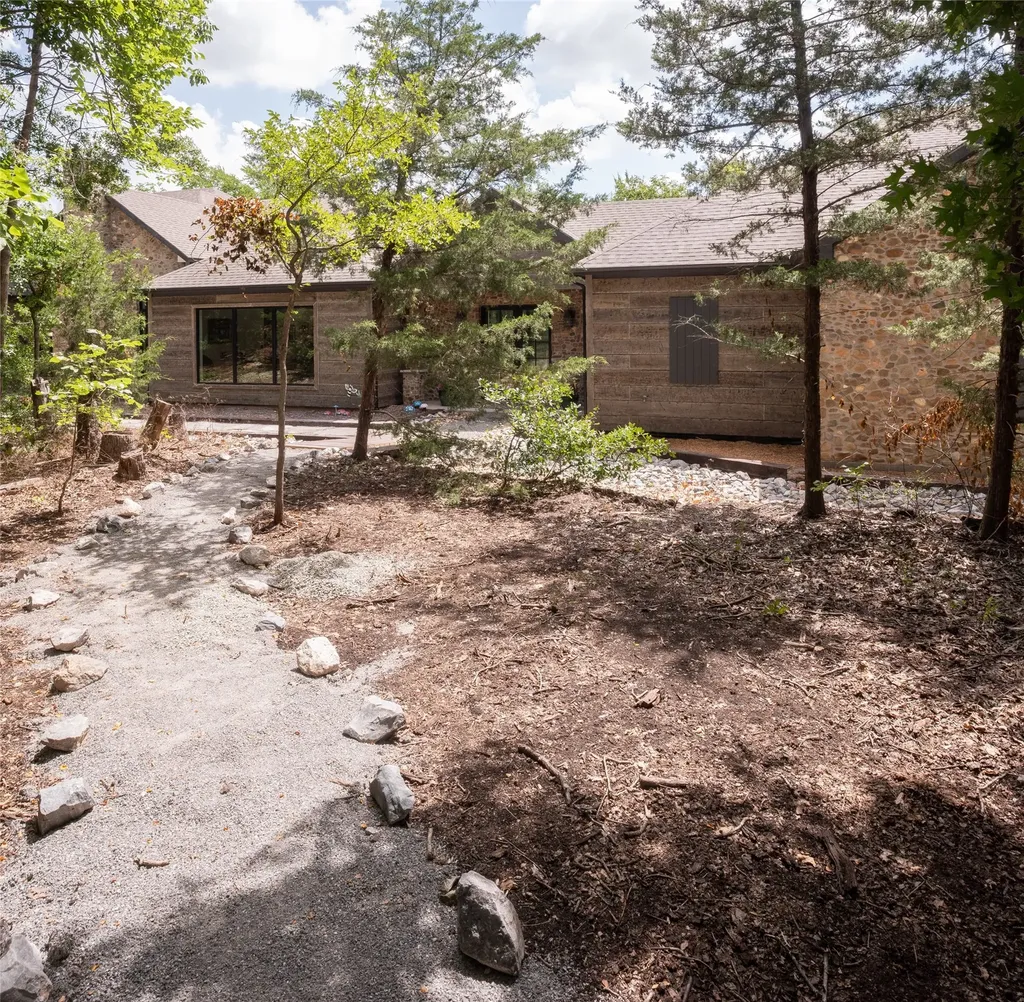 328 Wolf Front Road Van Alstyne TX 75495