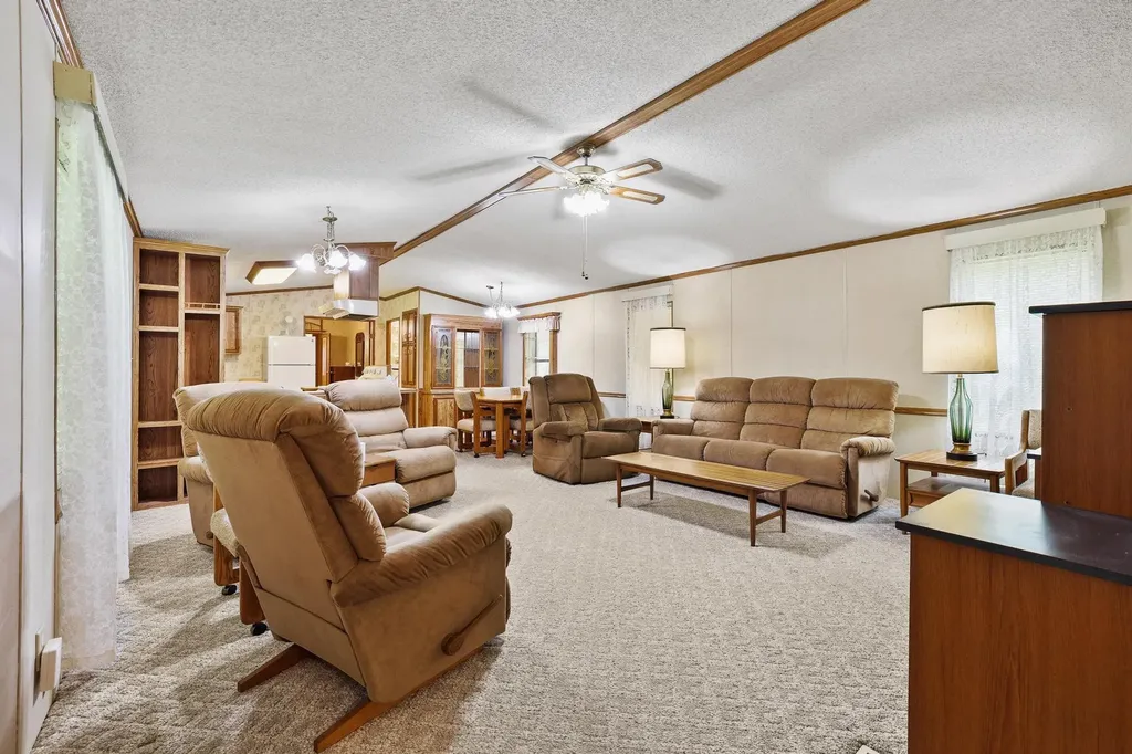 2496 Greer Road Sadler TX 76264