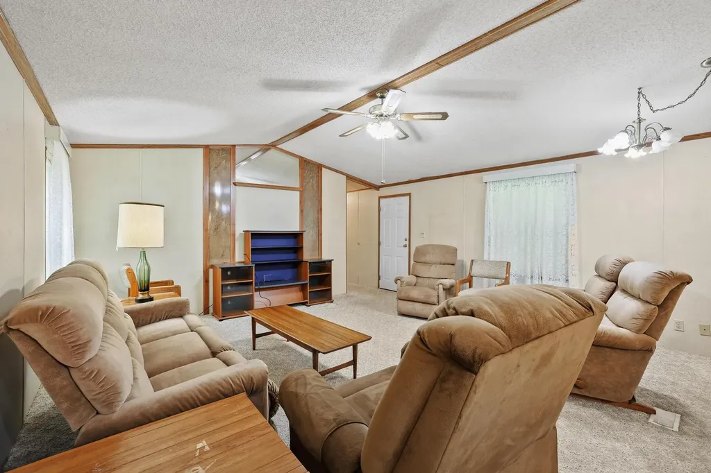 2496 Greer Road Sadler TX 76264