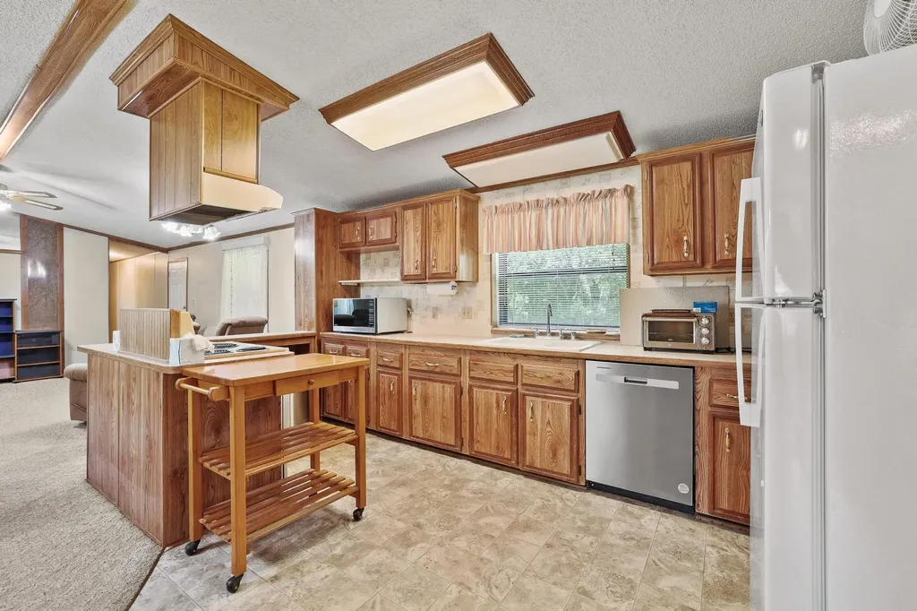 2496 Greer Road Sadler TX 76264