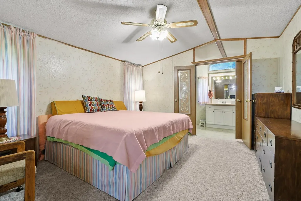2496 Greer Road Sadler TX 76264