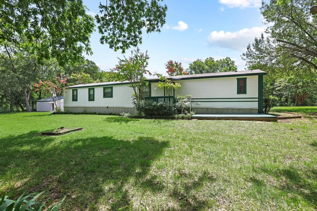 2496 Greer Road Sadler TX 76264