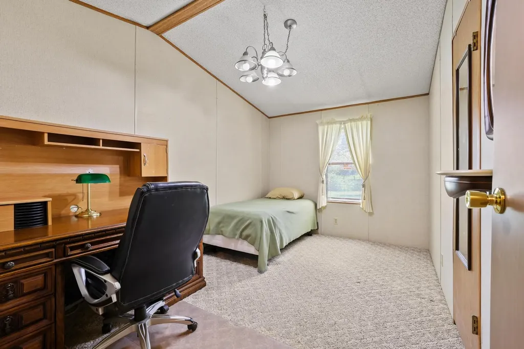 2496 Greer Road Sadler TX 76264