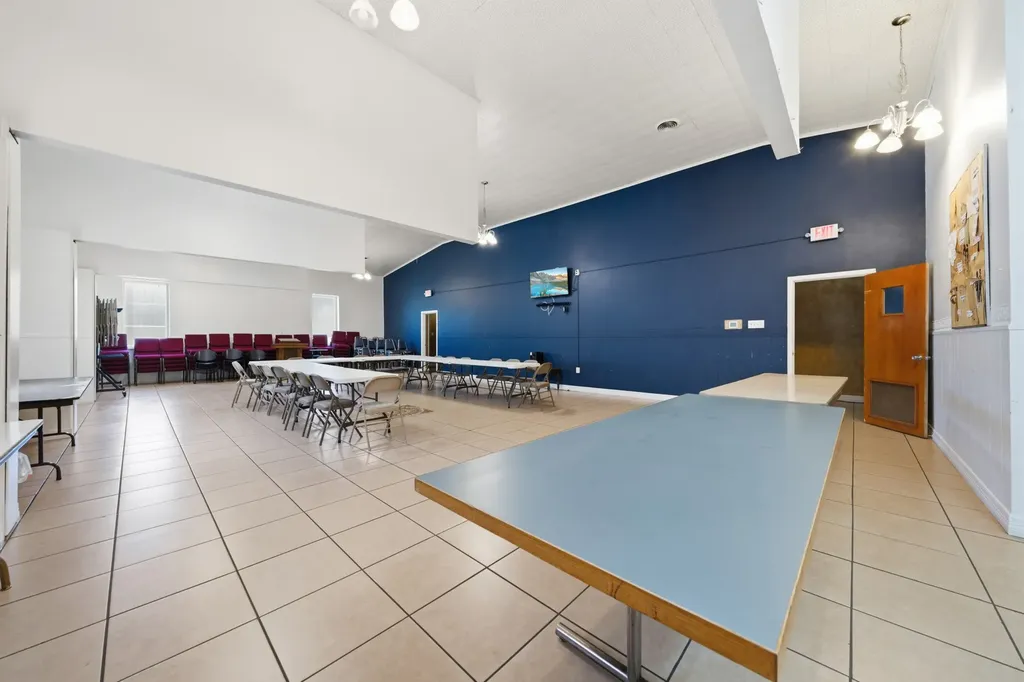 2200 Ross Avenue Waco TX 76706