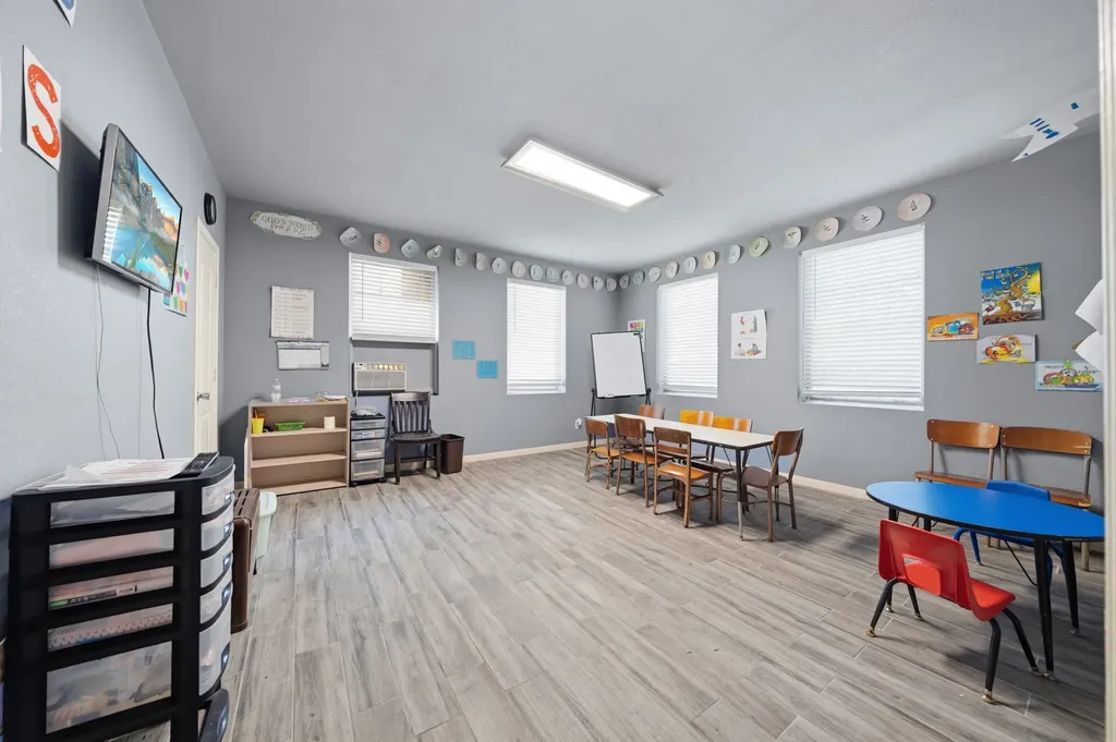 2200 Ross Avenue Waco TX 76706