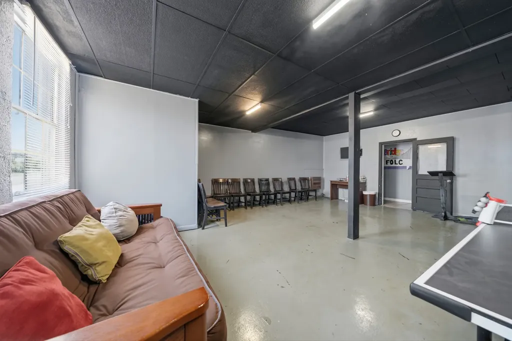 2200 Ross Avenue Waco TX 76706