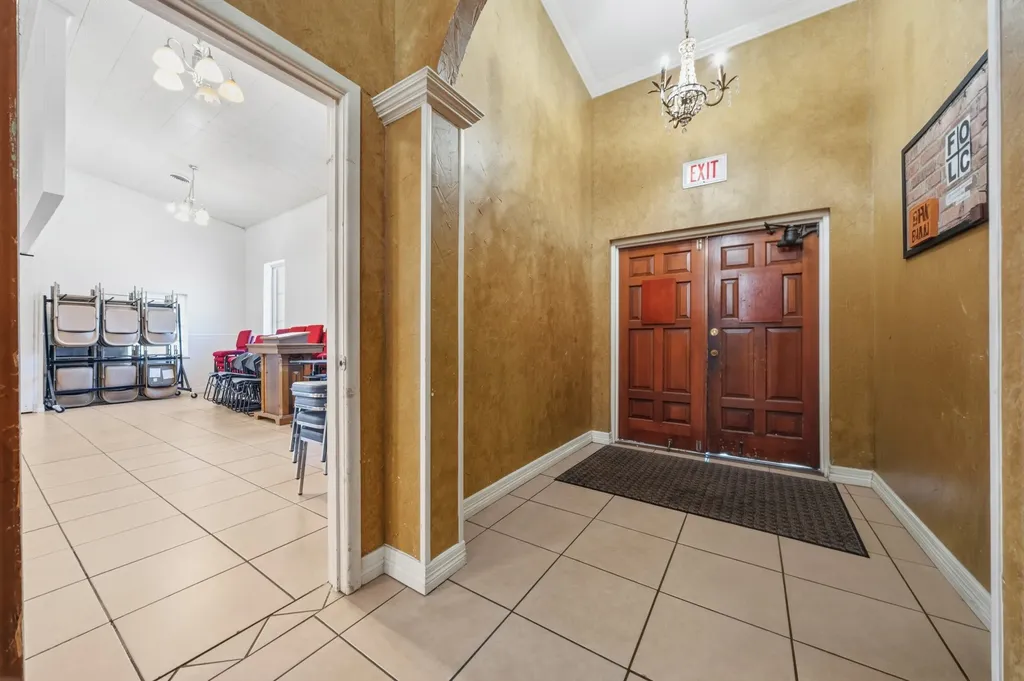 2200 Ross Avenue Waco TX 76706