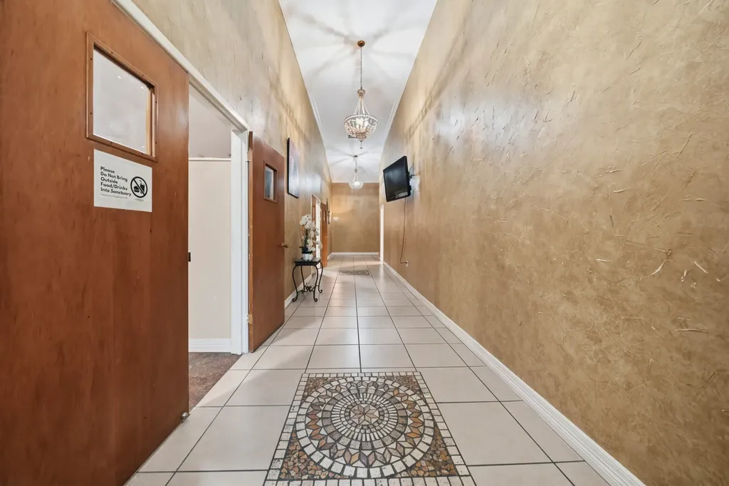 2200 Ross Avenue Waco TX 76706