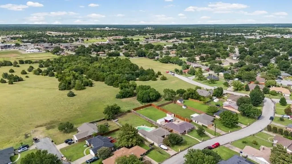 3712 Peperport Drive Greenville TX 75402