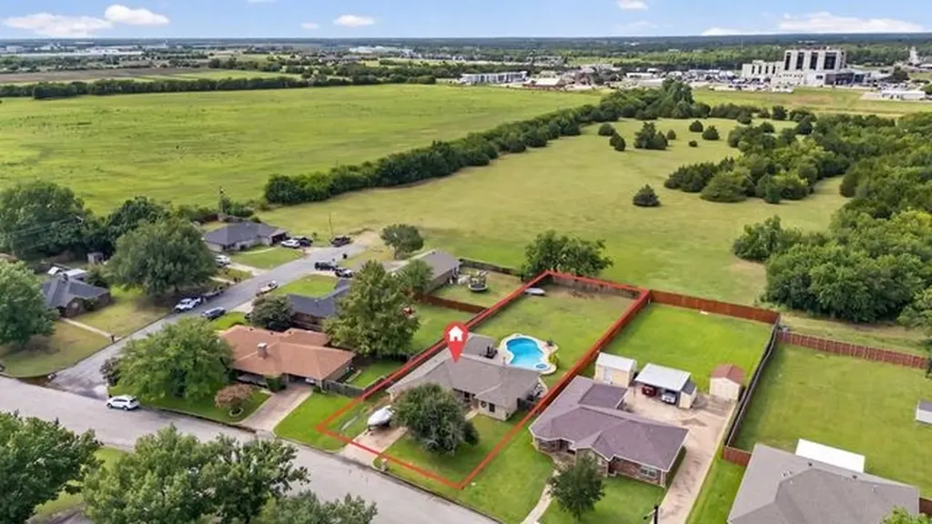 3712 Peperport Drive Greenville TX 75402