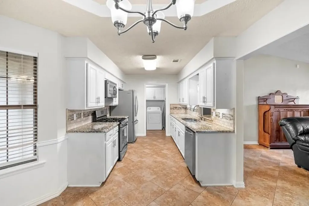 3712 Peperport Drive Greenville TX 75402