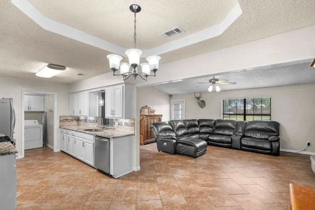 3712 Peperport Drive Greenville TX 75402