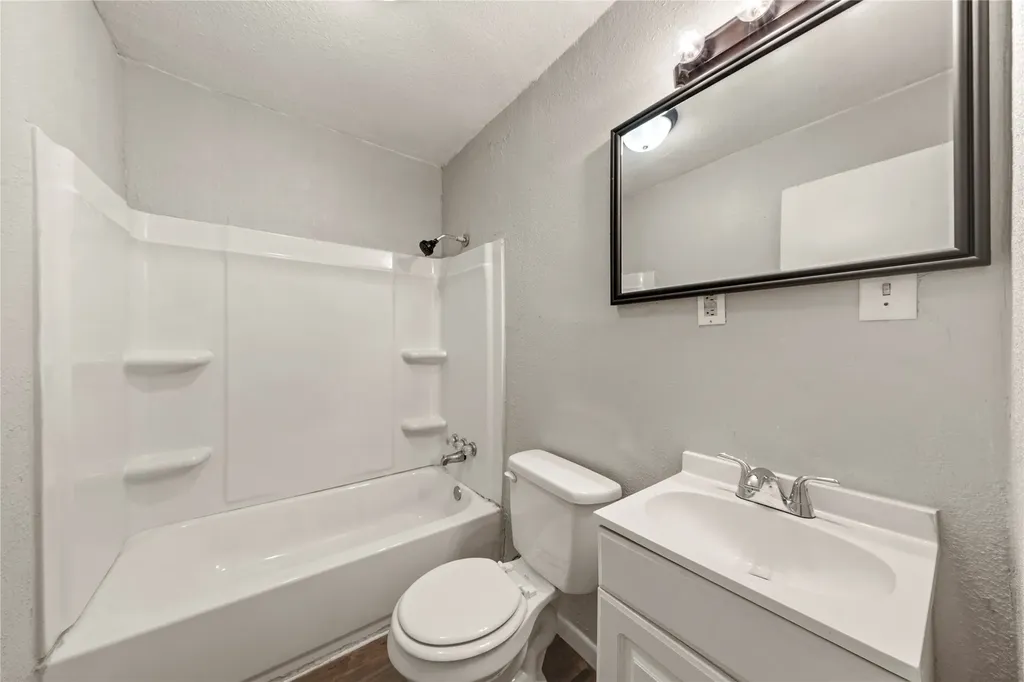 2613 Baylor Avenue Waco TX 76711