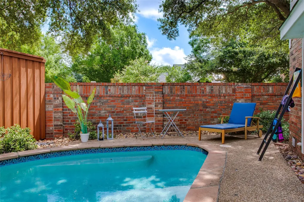 14628 Dickenson Court Addison TX 75001