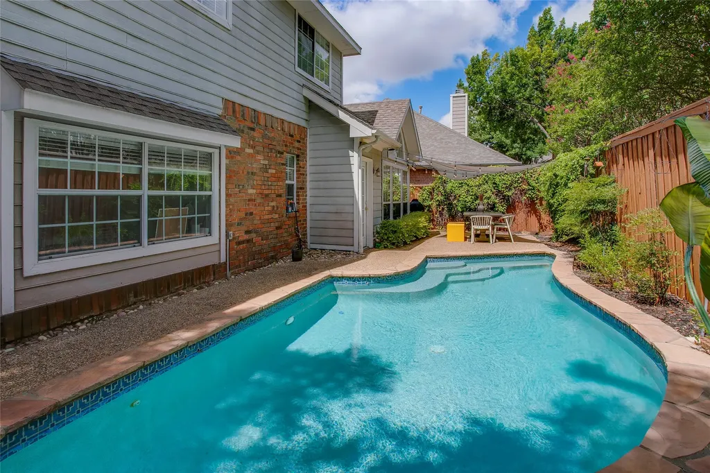 14628 Dickenson Court Addison TX 75001