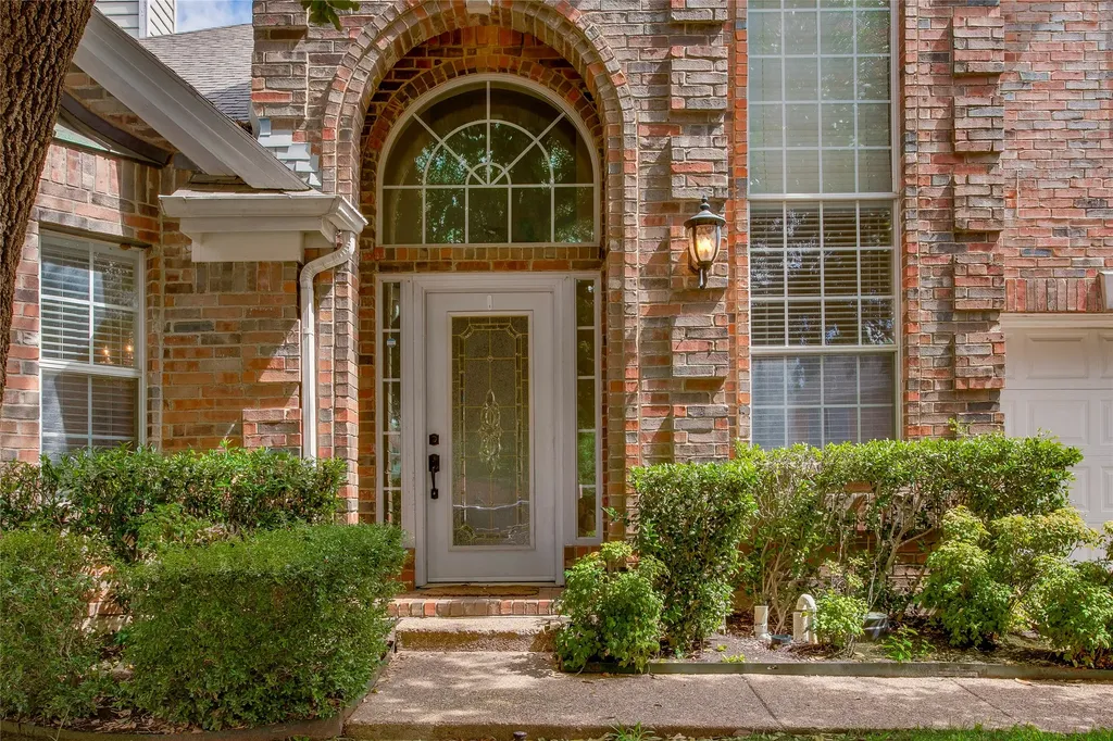 14628 Dickenson Court Addison TX 75001