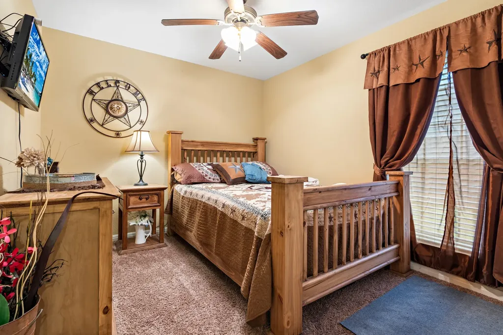219 Oak Meadow Trail Waco TX 76657
