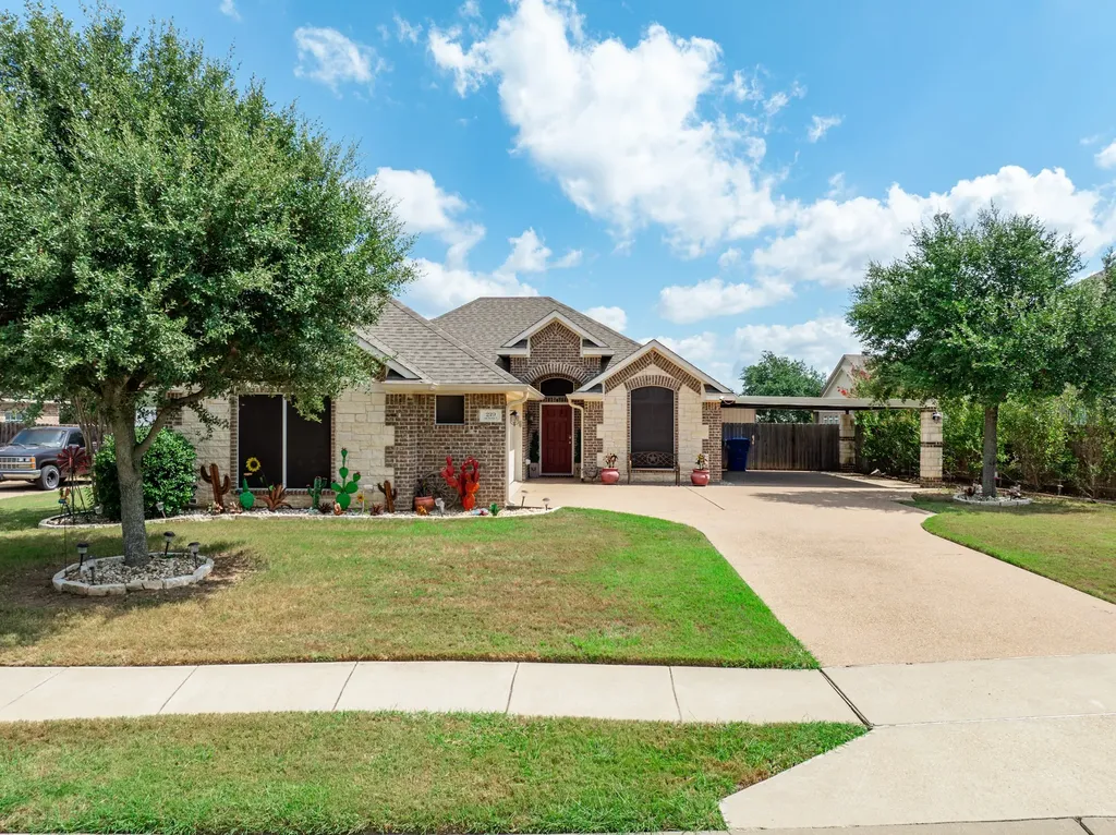 219 Oak Meadow Trail Waco TX 76657