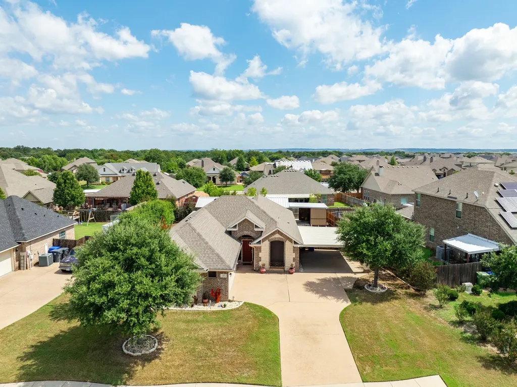 219 Oak Meadow Trail Waco TX 76657
