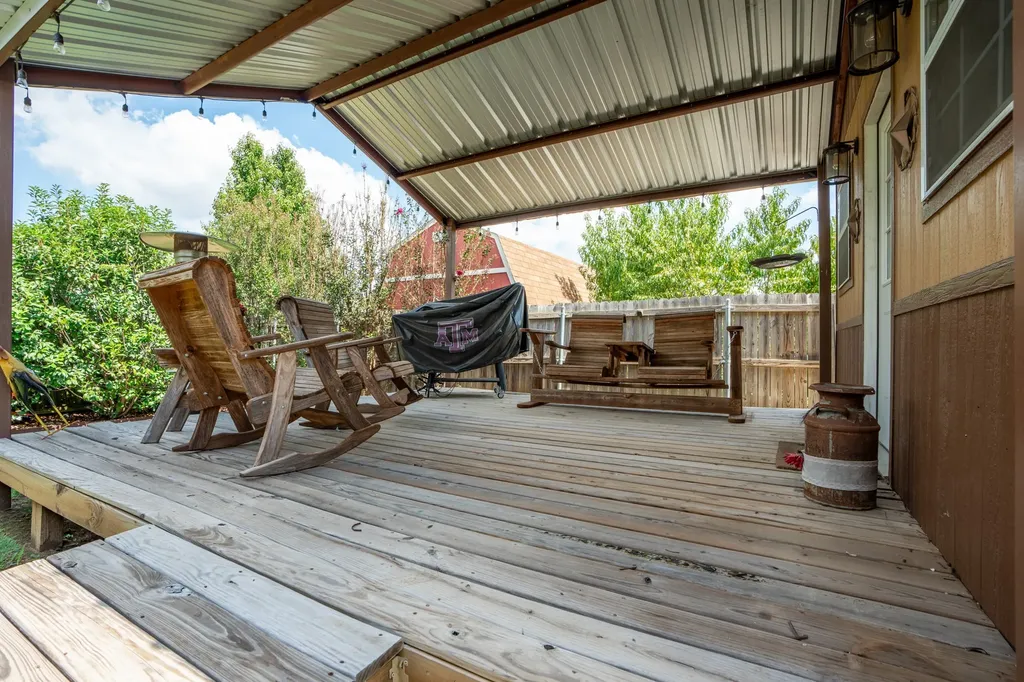 219 Oak Meadow Trail Waco TX 76657