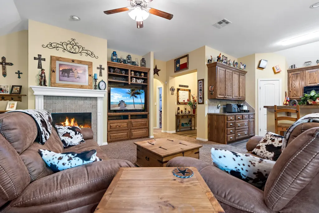 219 Oak Meadow Trail Waco TX 76657