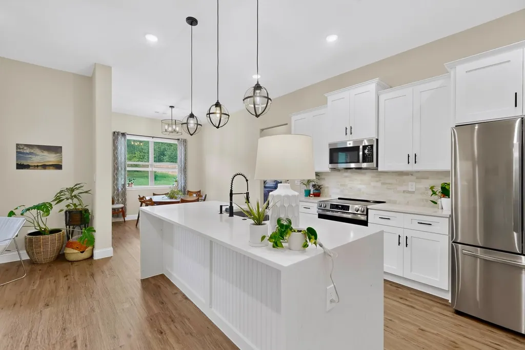 821 E 2nd Street Weatherford TX 76086