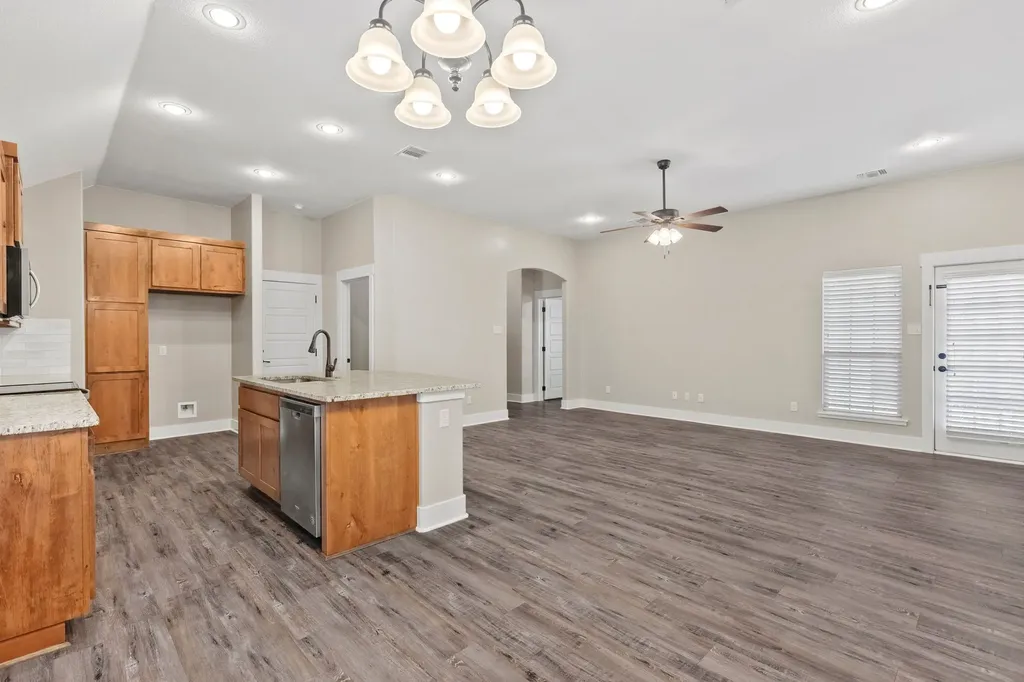 411 Mesa Drive Lone Oak TX 75453