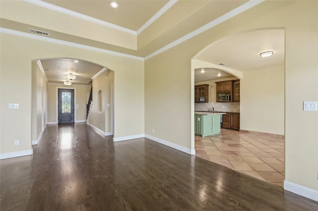1200 Eagle Glen Pass Gunter TX 75058
