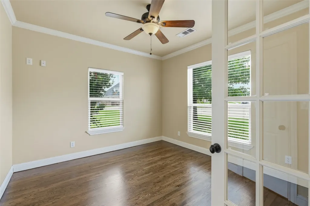 1200 Eagle Glen Pass Gunter TX 75058