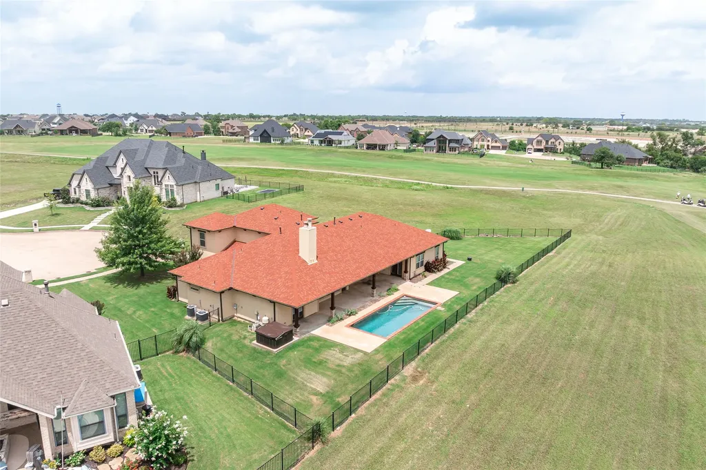 1200 Eagle Glen Pass Gunter TX 75058