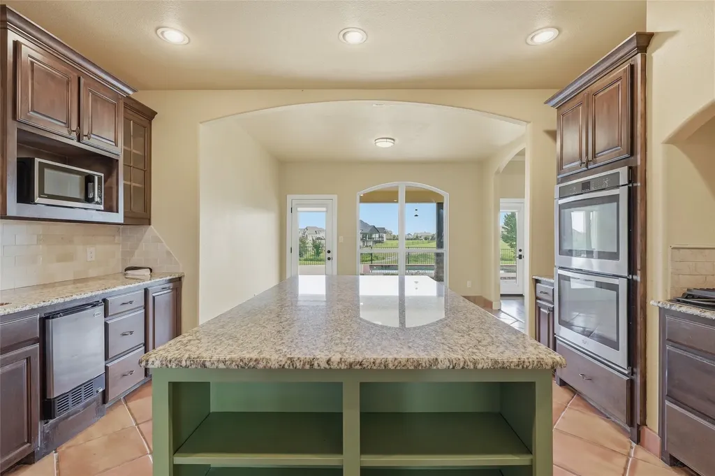 1200 Eagle Glen Pass Gunter TX 75058