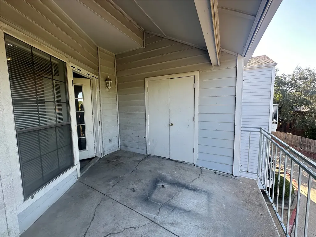 9823 Summerwood Circle Dallas TX 75243