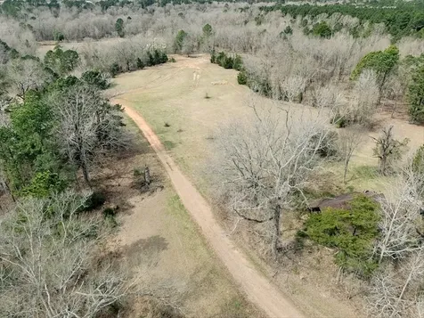 1425 State Highway 300 Gilmer TX 75645