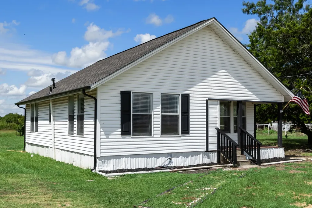 15763 County Road 355 Terrell TX 75161