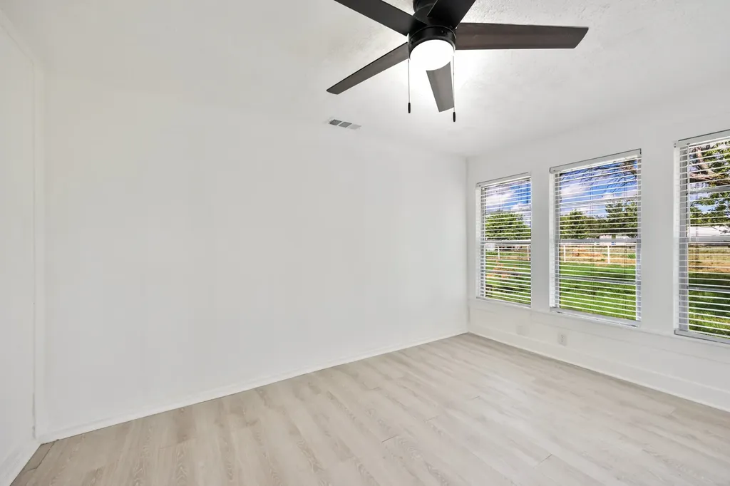 15763 County Road 355 Terrell TX 75161