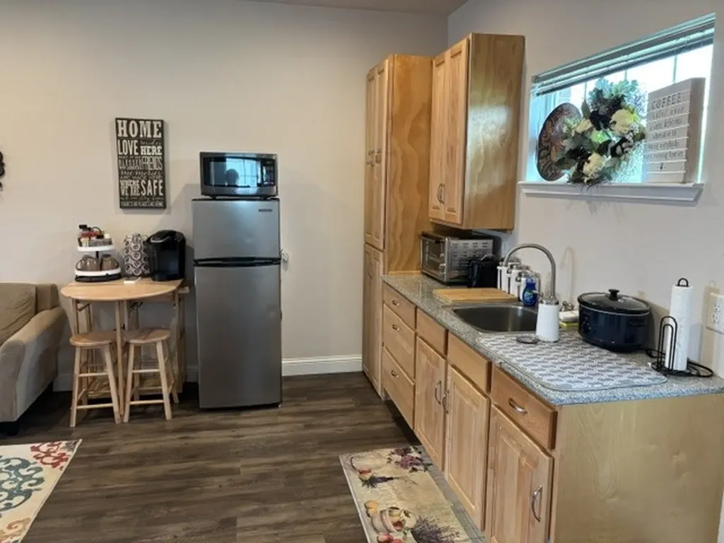 4275 Old Thomas Road Aubrey TX 76227