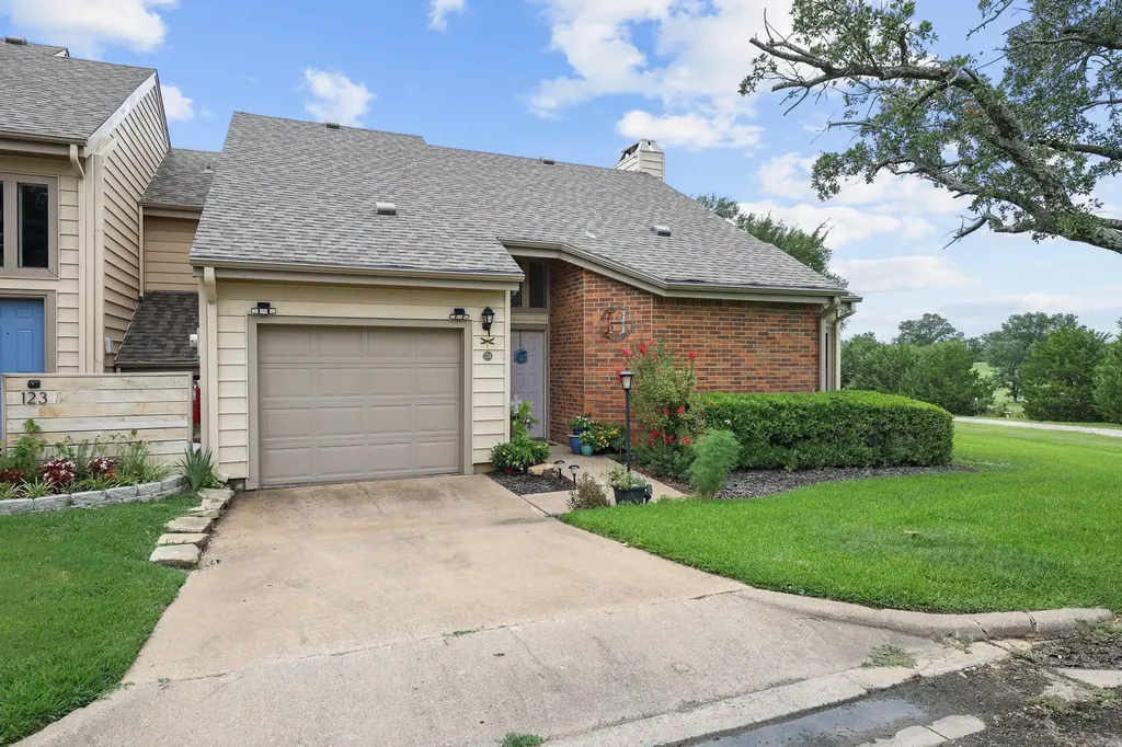 124 Summer View Lane Pottsboro TX 75076