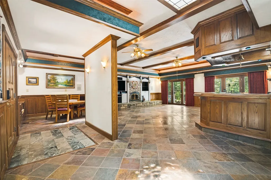 2495 Fox Point Circle Quinlan TX 75474