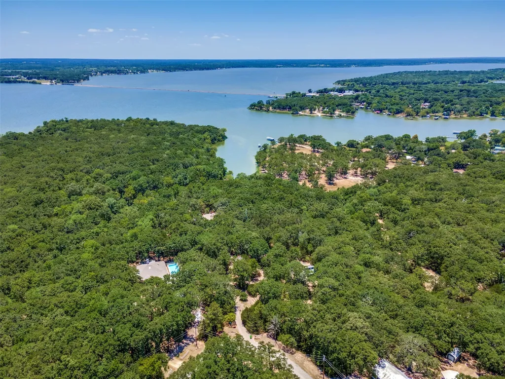 2495 Fox Point Circle Quinlan TX 75474