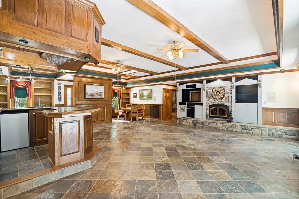 2495 Fox Point Circle Quinlan TX 75474