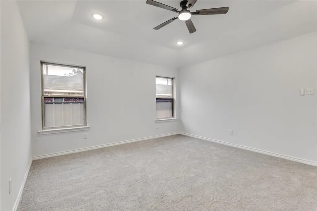 1007 SW 2nd Avenue Mineral Wells TX 76067